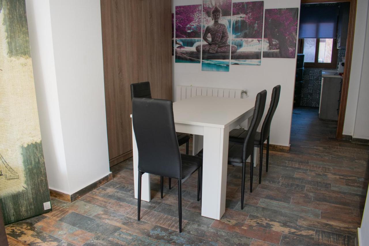 Apartamentos Cerezo Ла-Кодосера Экстерьер фото