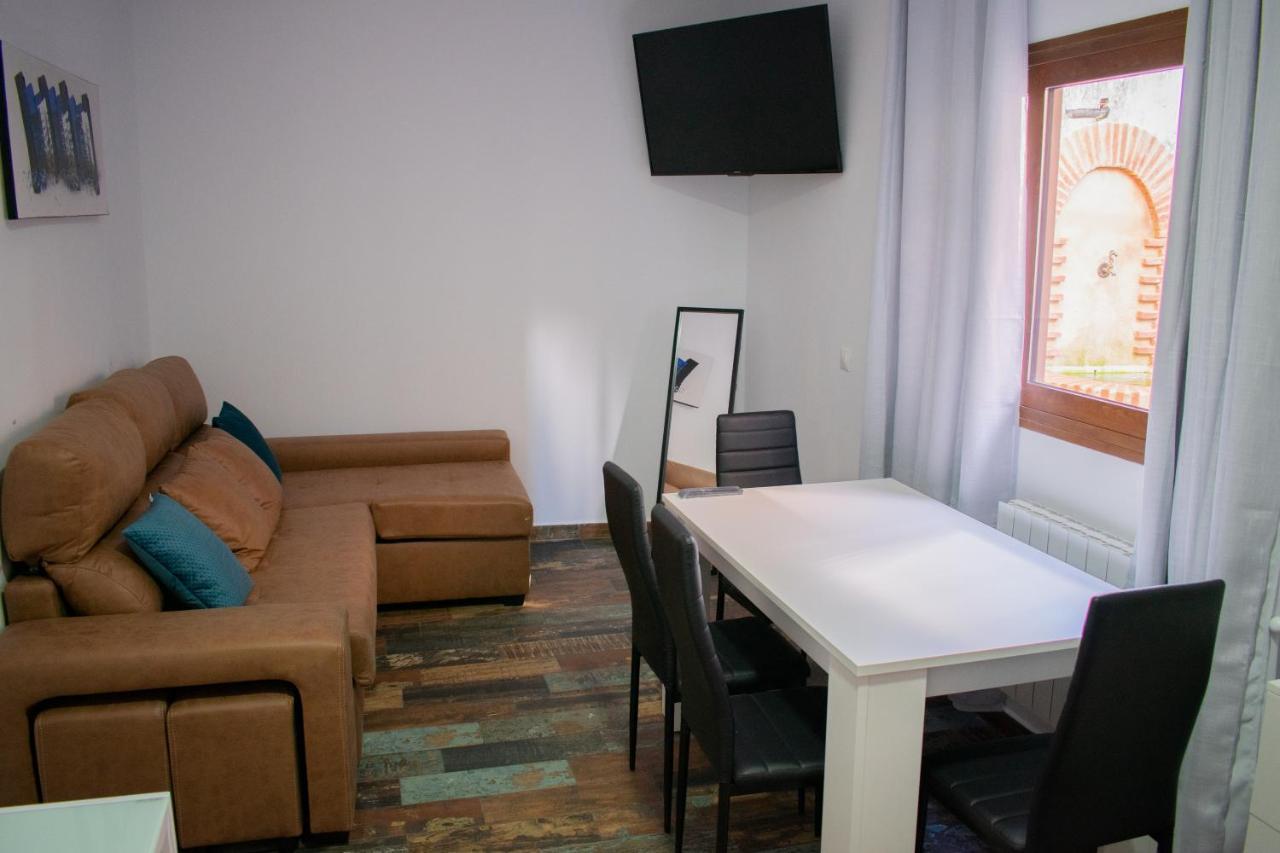 Apartamentos Cerezo Ла-Кодосера Экстерьер фото